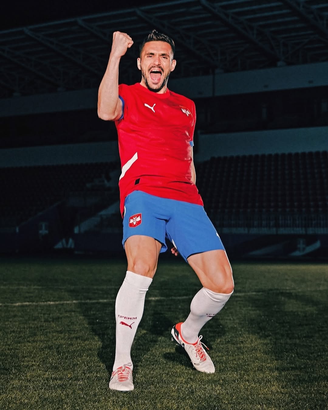 wallpaper 4k Dusan Tadic