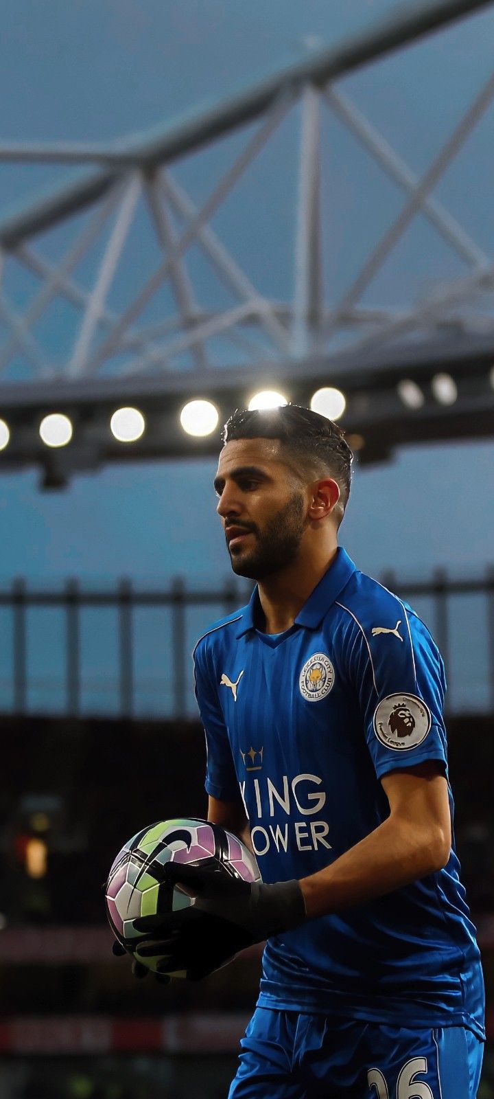 والپیپر ریاض محرز