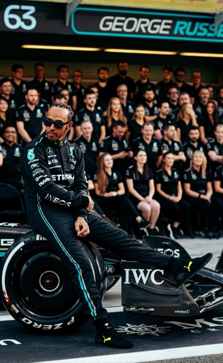 wallpaper Lewis Hamilton