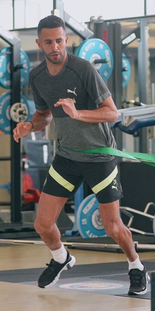 محرز تمرینات بدنسازی