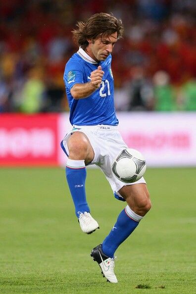 والپیپر آندره آ پیرلو