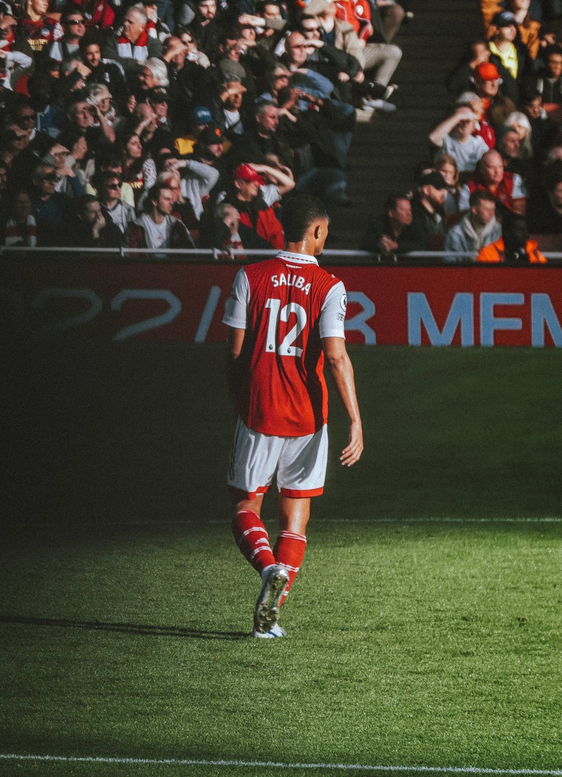 wallpaper hd William Saliba