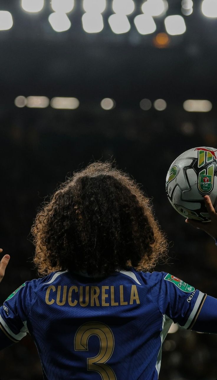 wallpaper 4k Marc Cucurella