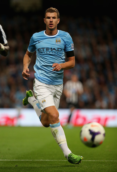  wallpaper 4k Edin Dzeko