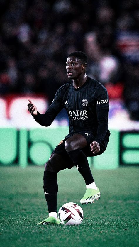 nuno mendes psg wallpaper 4k