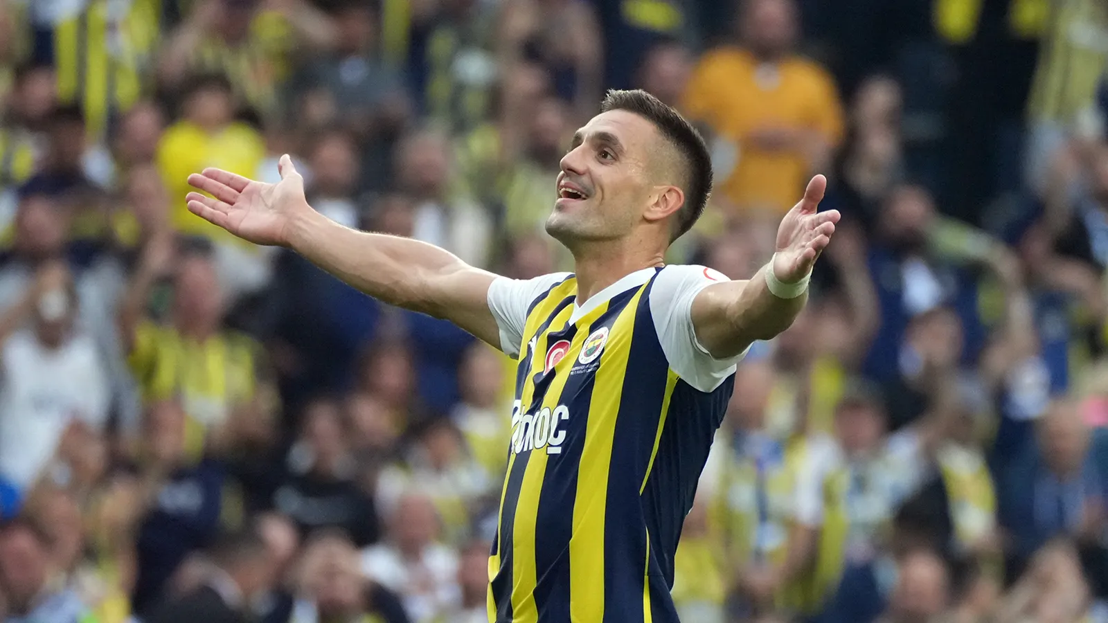 wallpaper for laptop Dusan Tadic