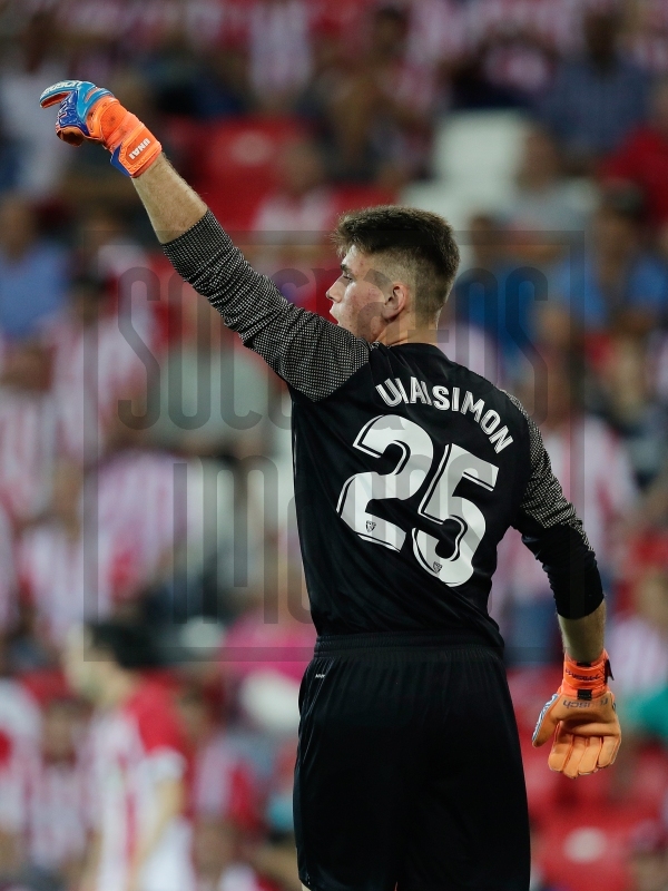 wallpaper hd Unai Simón