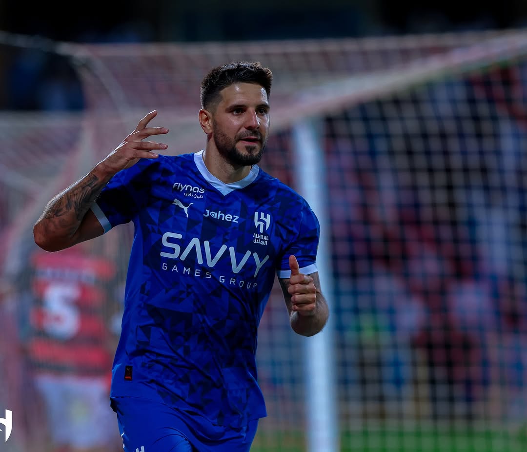wallpaper Mitrovic