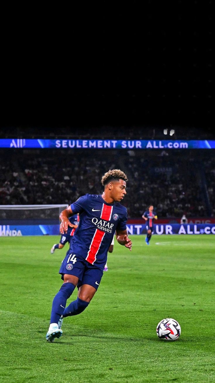 wallpaper Désiré Doué