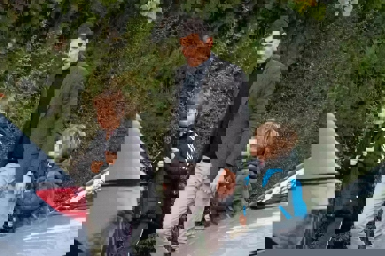 عکس ایکر کاسیاس و فرزندانش