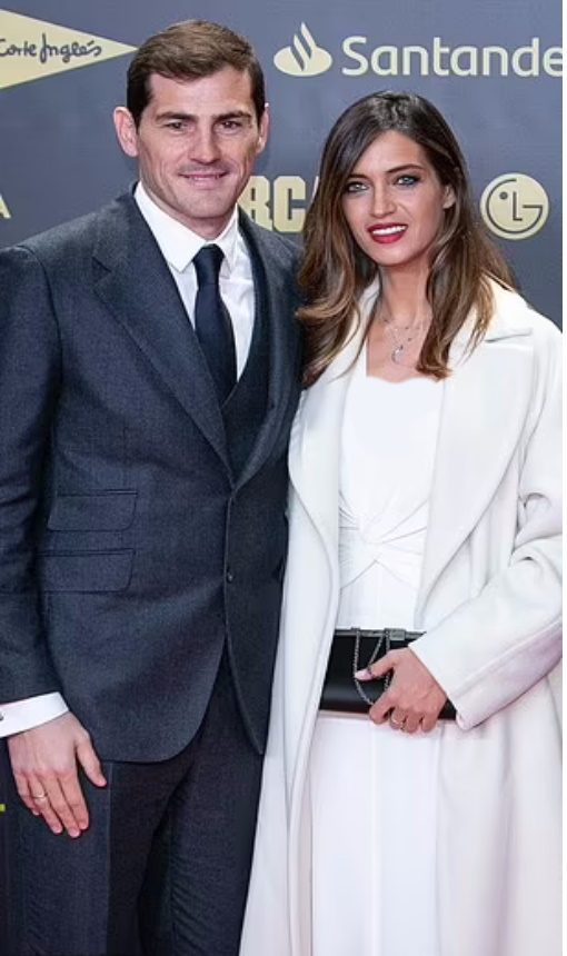 عکس زن ایکر کاسیاس