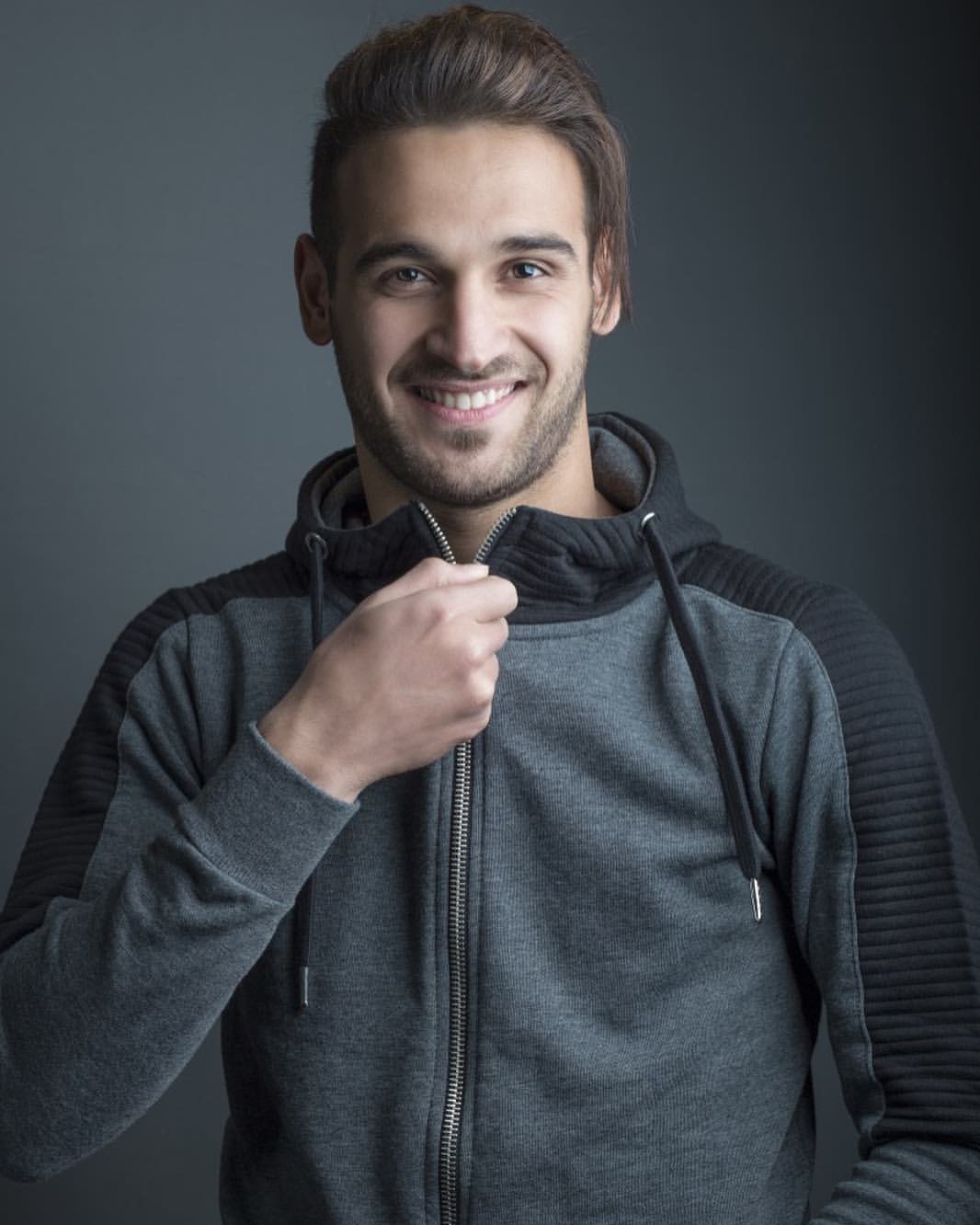 احمد نوراللهی چه کسی هست