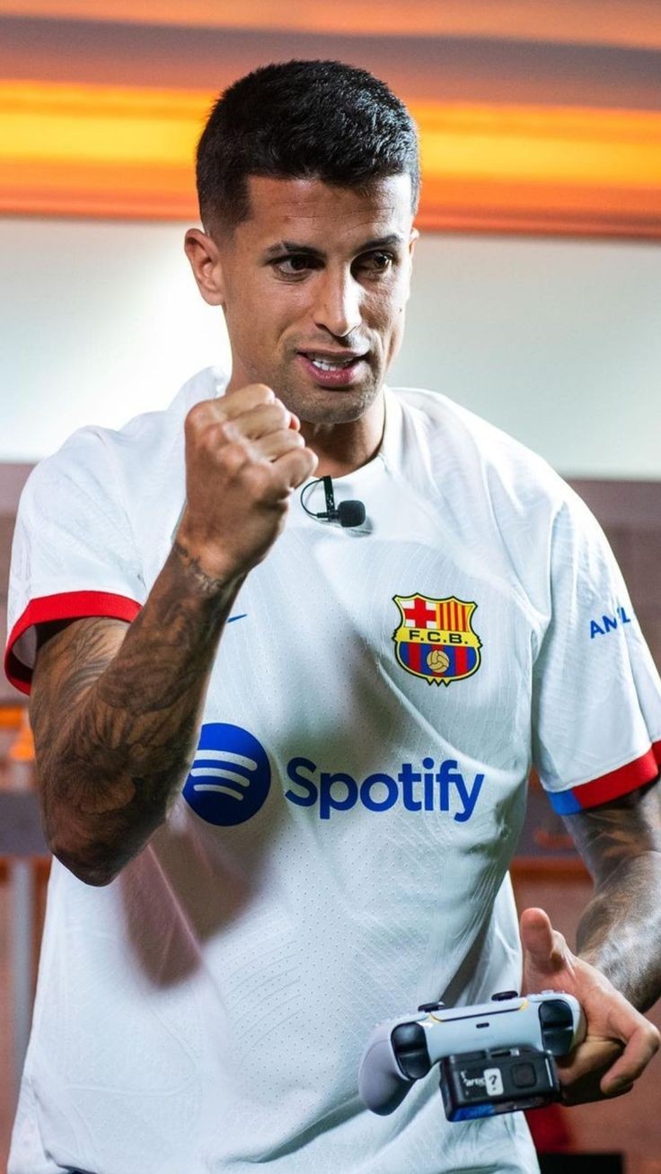 João Cancelo wallpaper 4k