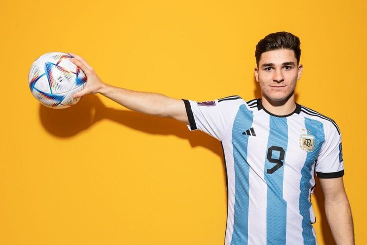 Julián Alvarez wallpaper 4k Julián Alvarez wallpaper 4k