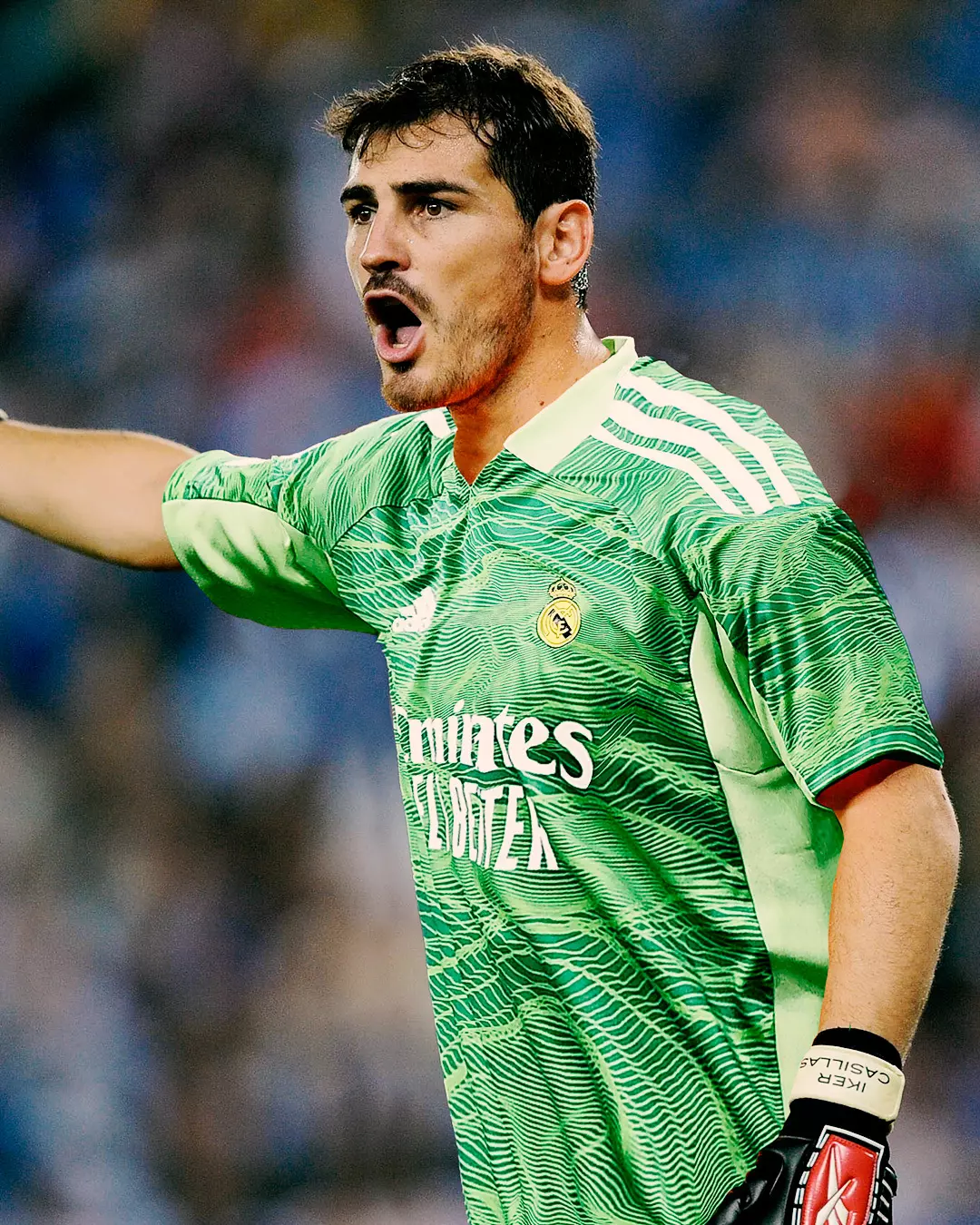 wallpaper for laptop Iker Casillas