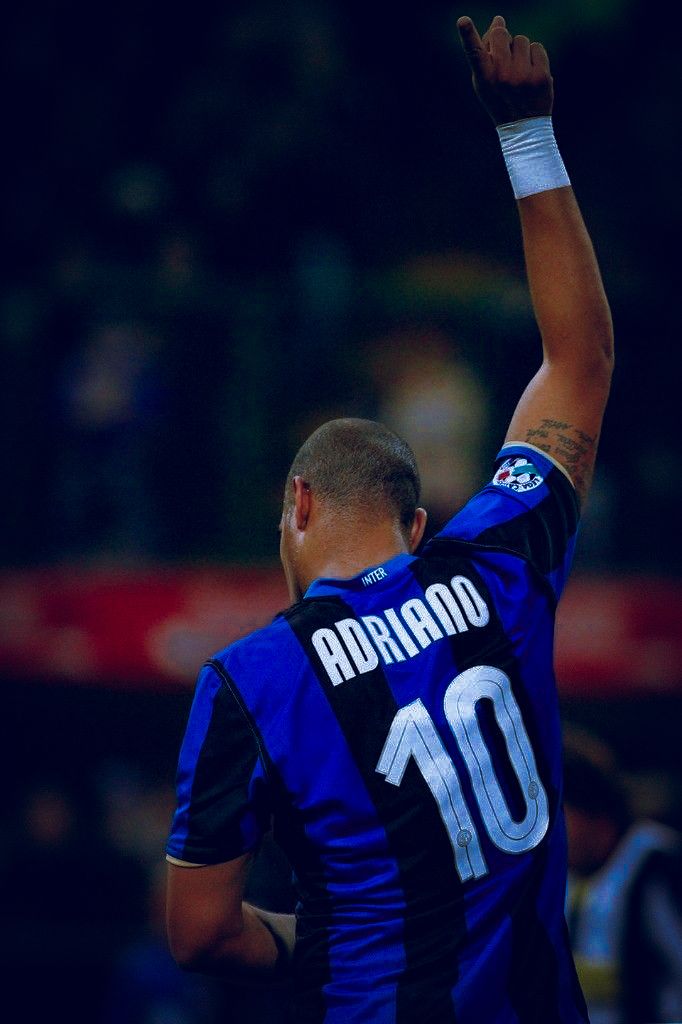 wallpaper Adriano