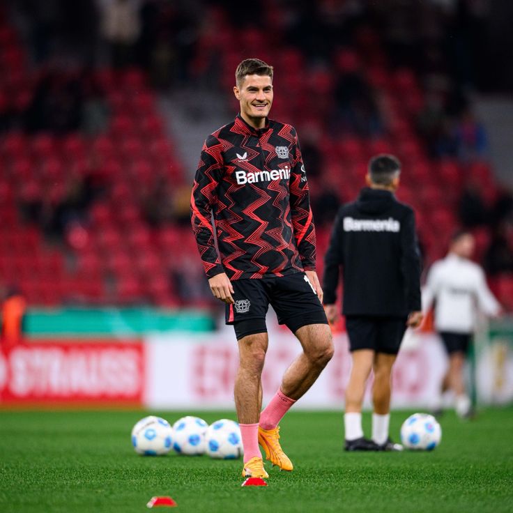 wallpaper for laptop Patrik Schick 