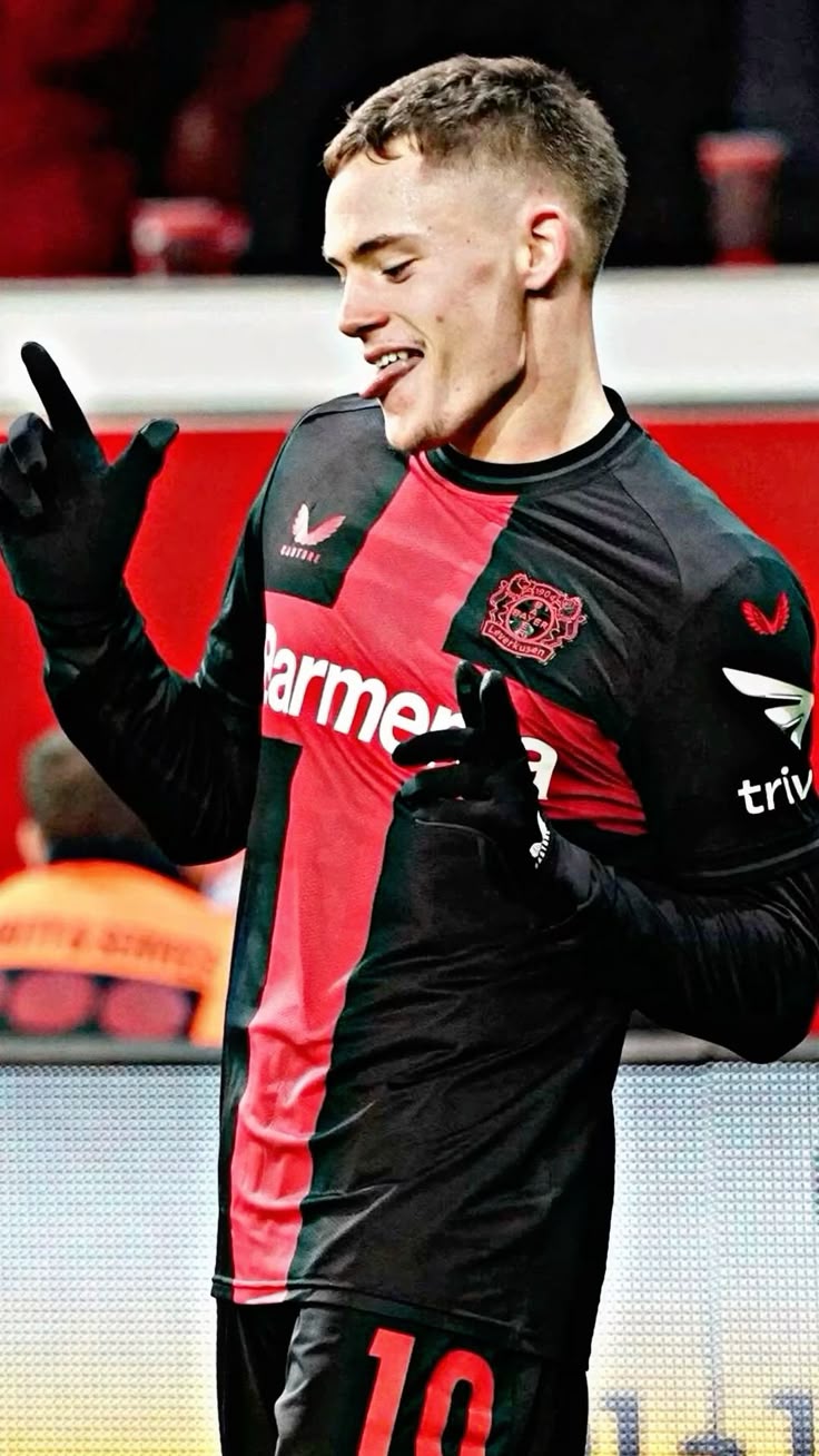 wallpaper 4k Florian Wirtz