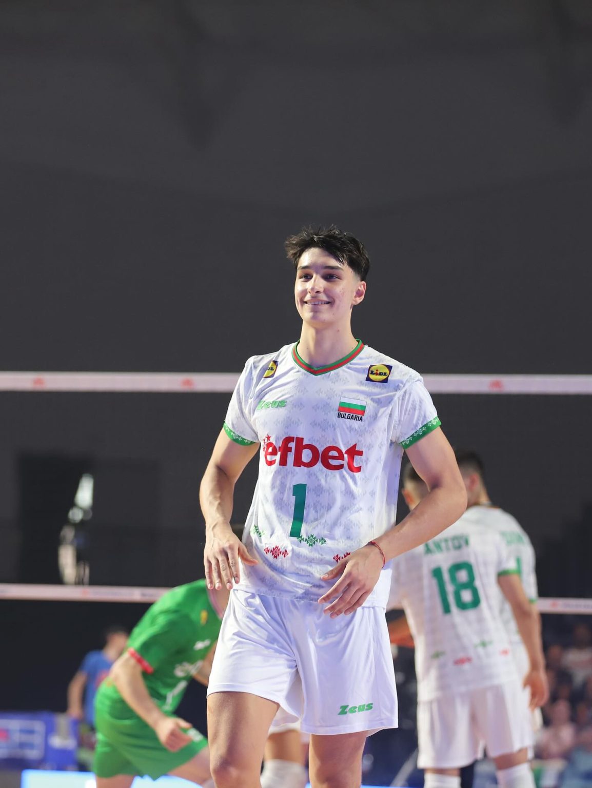 wallpaper hd Simon Nikolov