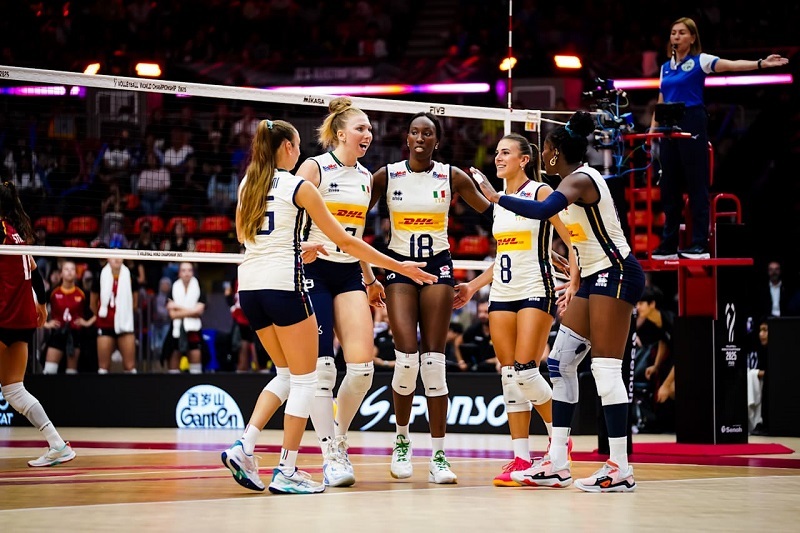 مسابقات والیبال زنان