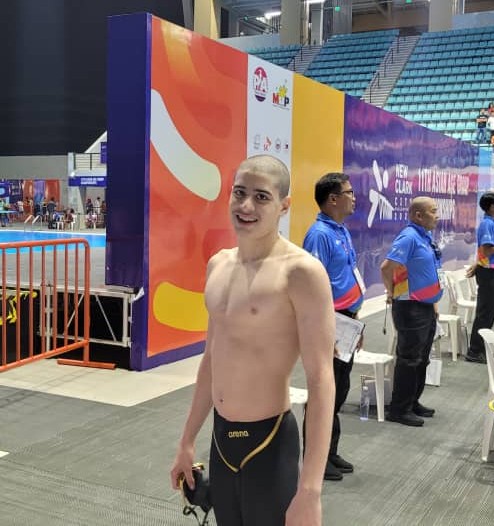 محمد مهدی غلامی شنا مدال طلا محمد مهدی غلامی شنا مدال طلا