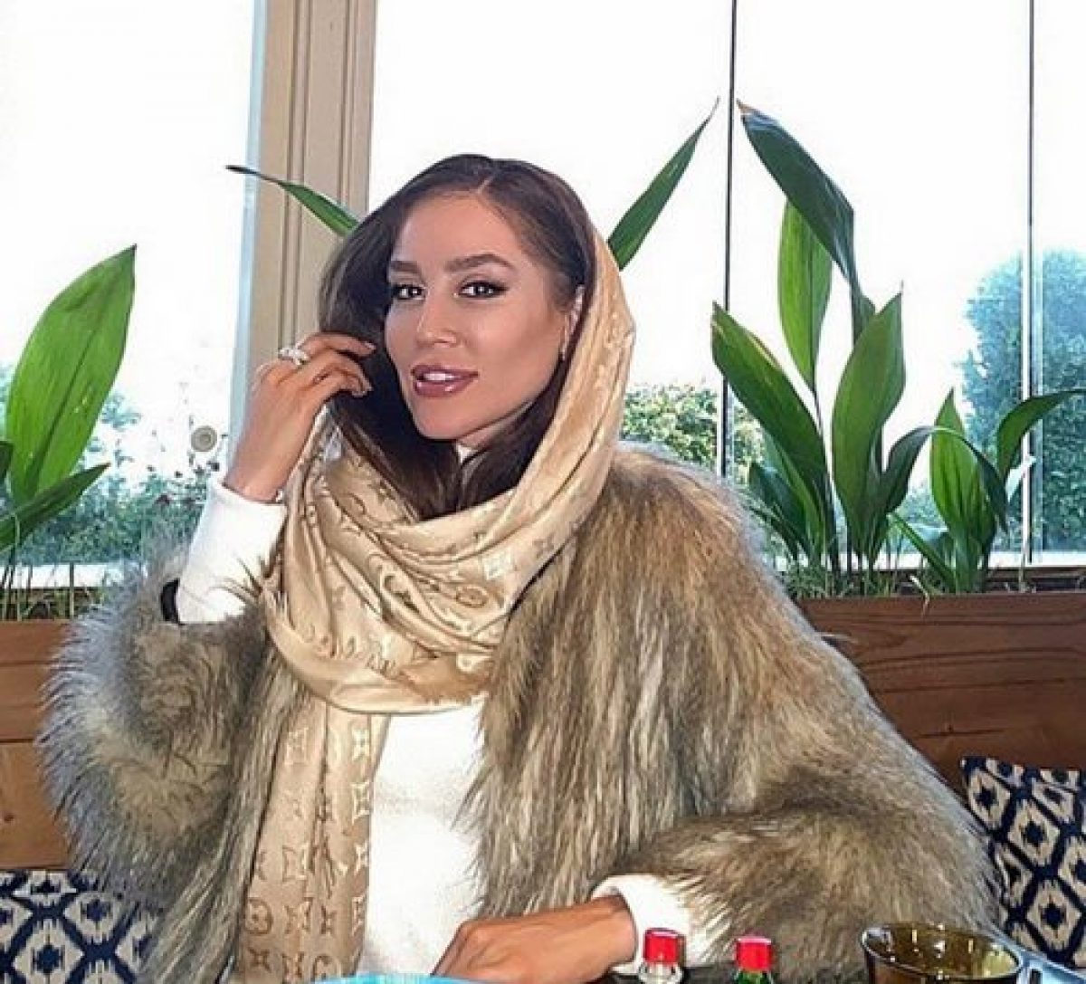 1. ماندانا مانی – مدل و چهره موفق ایرانی