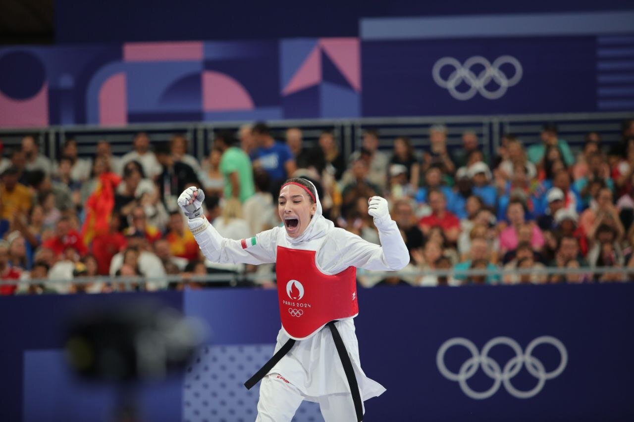 عکس مبینا نعمت زاده تکواندوکار