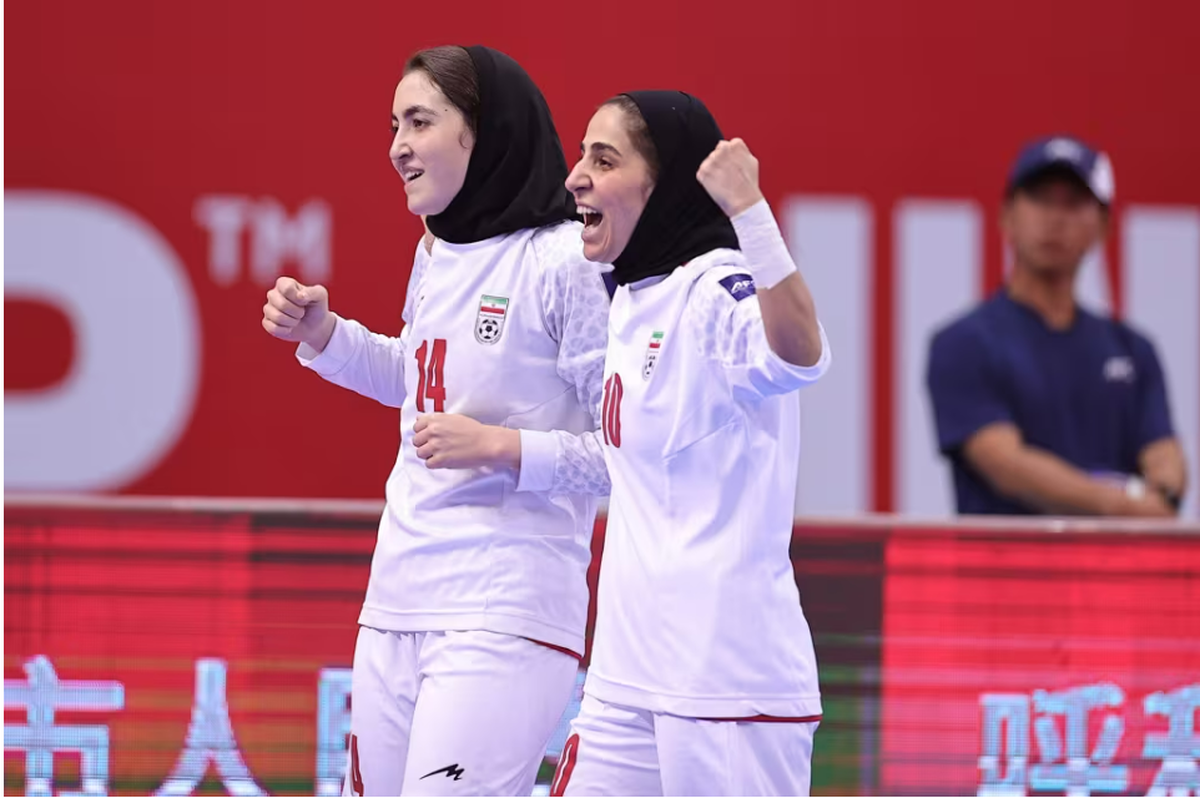 والپیپر مارال ترکمان
