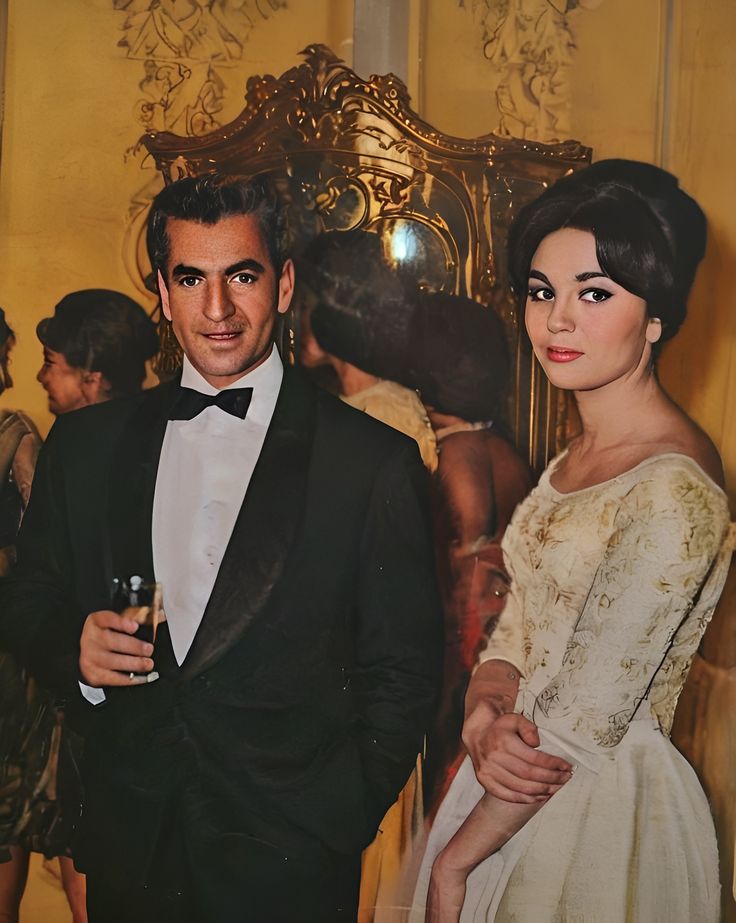 اولین دیدار فرح پهلوی با محمد رضا شاه اولین دیدار فرح پهلوی با محمد رضا شاه