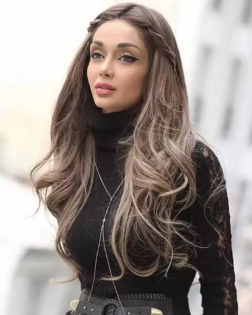  الناز گلرخ جذابیت در دنیای فشن