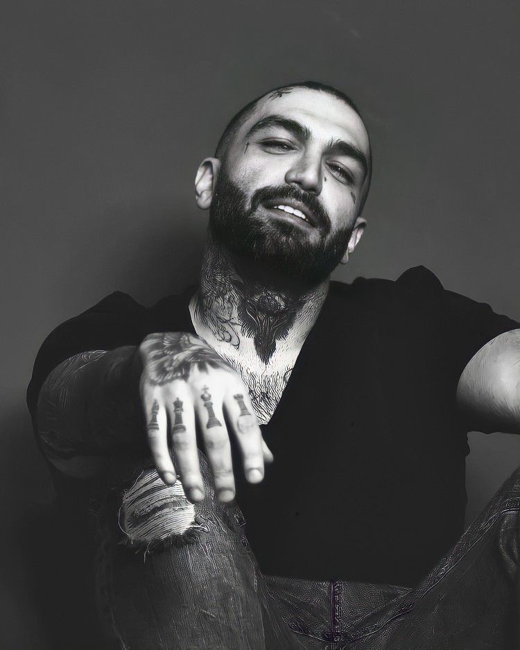 حصین رحمتی پادشاه فلو رپ فارسی