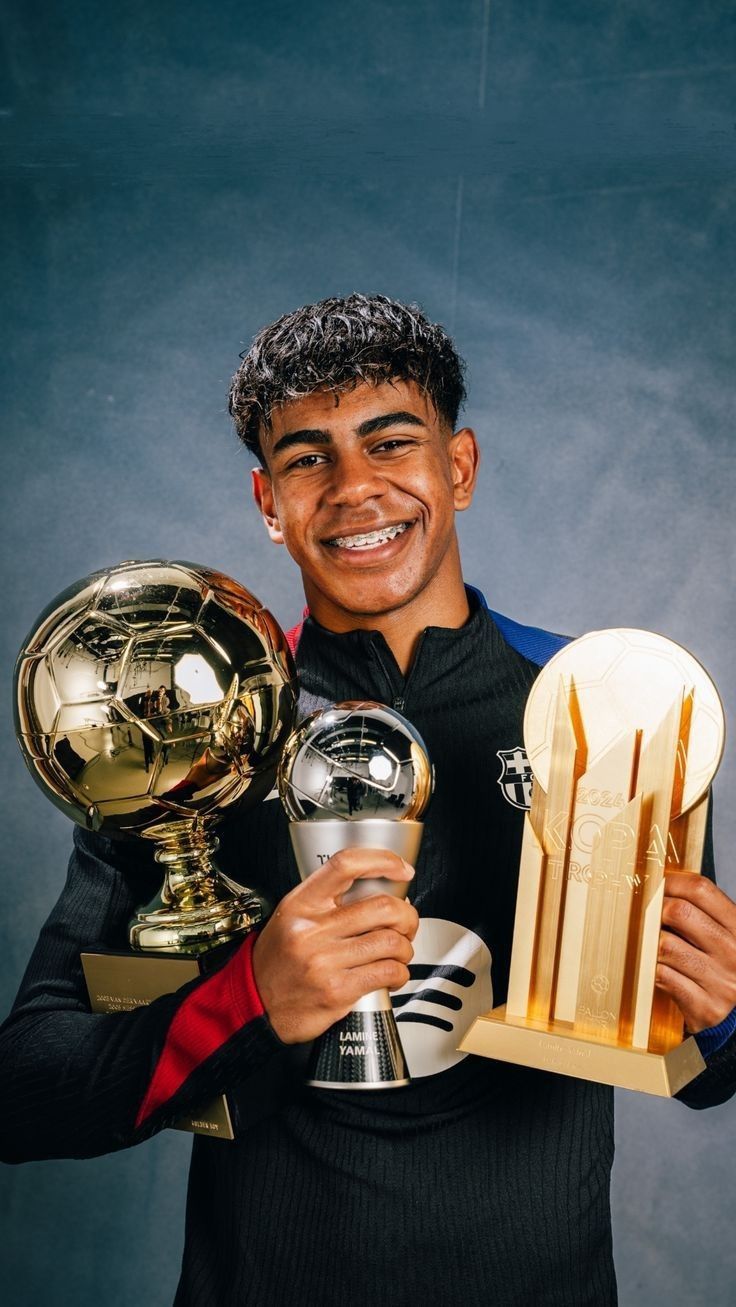 معرفی کامل تمام برندگان گلدن بوی