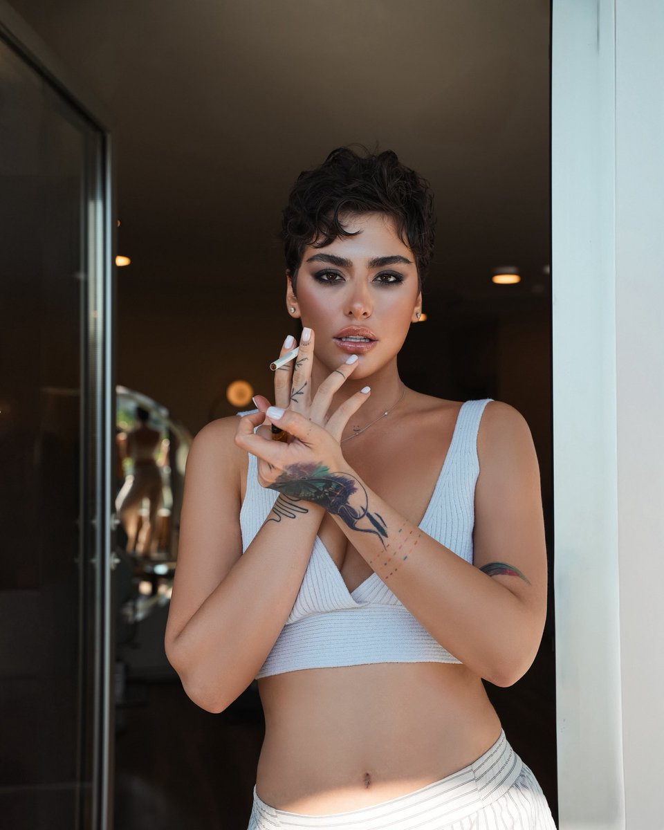 سکس خفن ریحانه پارسا سکس خفن ریحانه پارسا