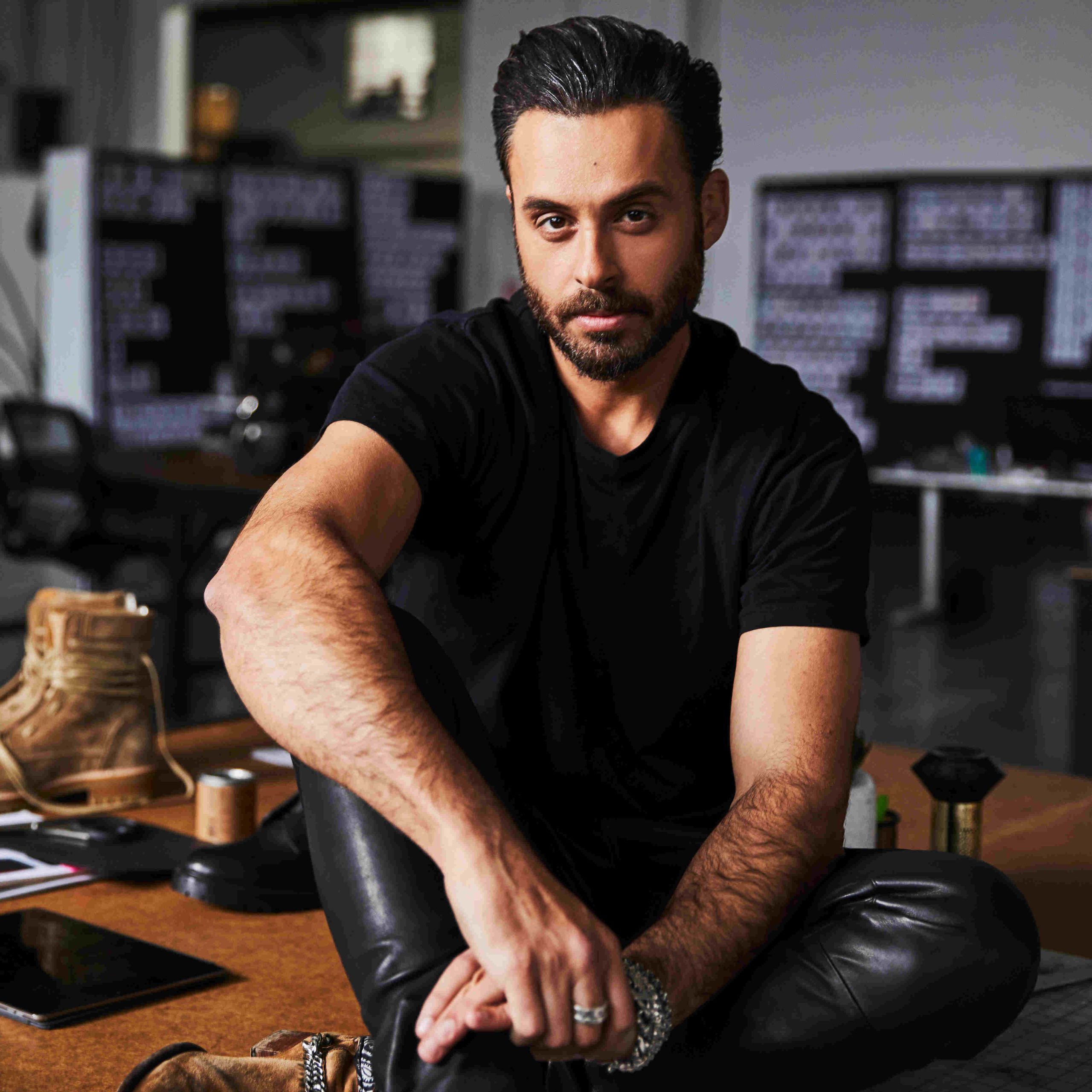 بیوگرافی کامل مایک امیری بیوگرافی کامل مایک امیری