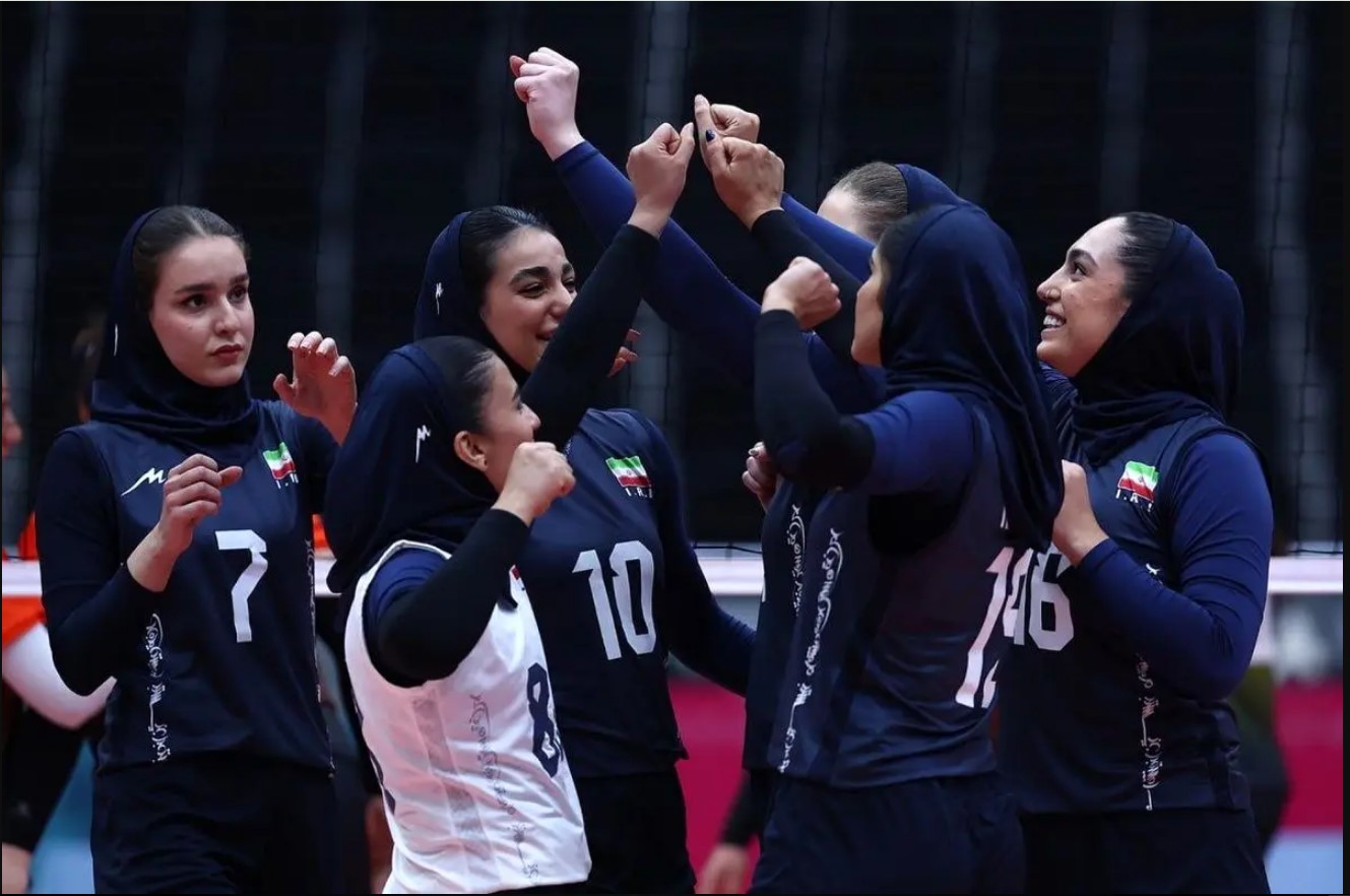 والیبال بانوان ایران روی سکوی افتخار