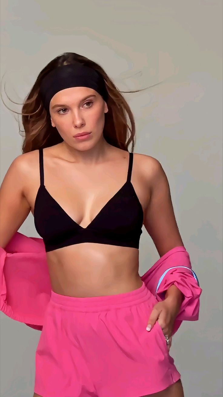 عکس سکسی میلی بابی براون عکس سکسی میلی بابی براون