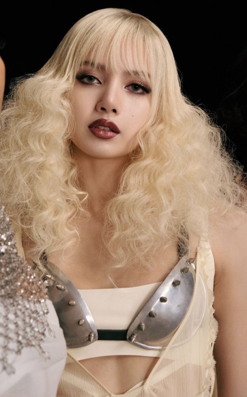 عکسهای سوپر سکسی لیسا